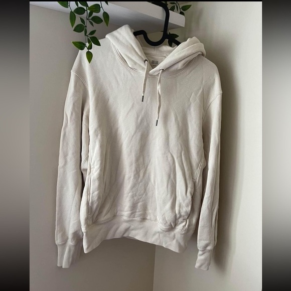 Uniqlo sweat pullover hoodie - Picture 2 of 6